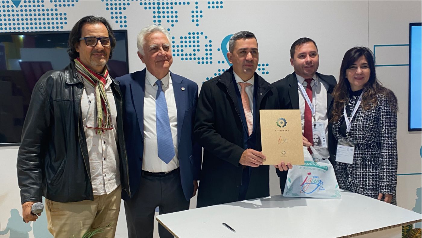 Destination Puerto Iguazú signs its letter of commitment with the RTI